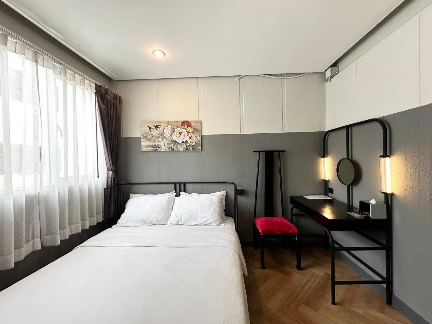 Double Room Private Bathroom