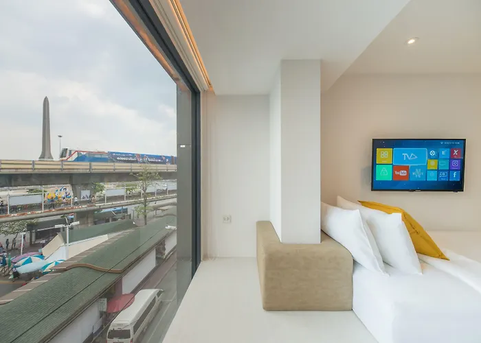 Yello Rooms Hotel Victory Monument